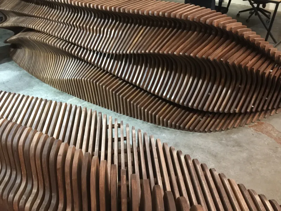 Dubai Reception Desk, close-up of the junction between curved reception desk sections.